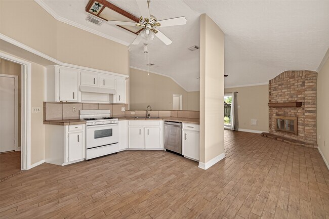 Building Photo - 20039 S Navaho Trail