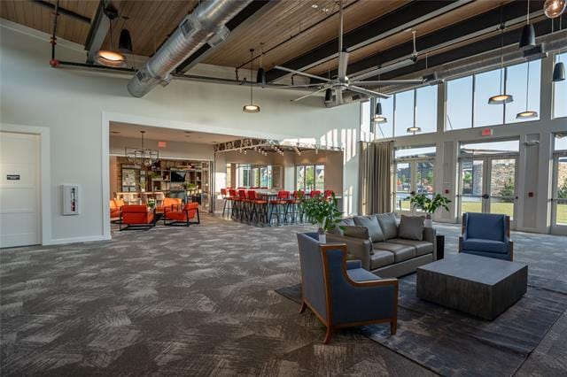 Building Photo - 8120 Brookhaven Dr