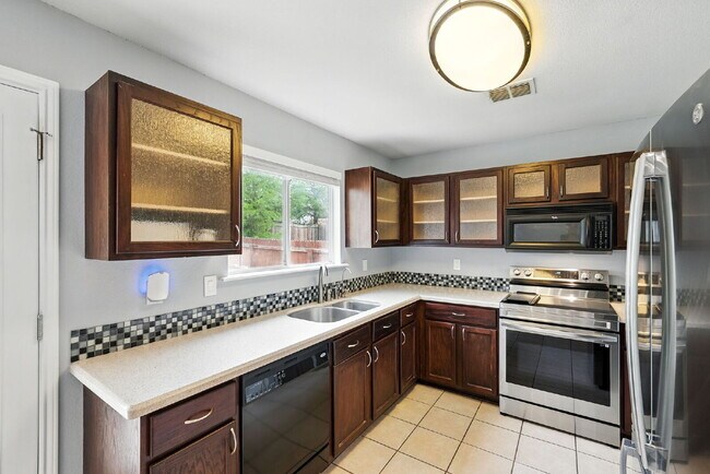 Building Photo - 12615 Scarlet Sage