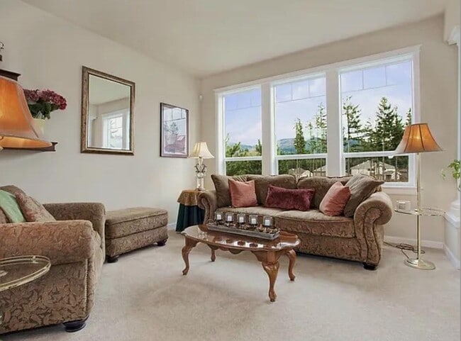 Building Photo - 7611 Snowberry Ave SE