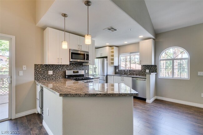 Building Photo - 2925 Wigwam Pkwy