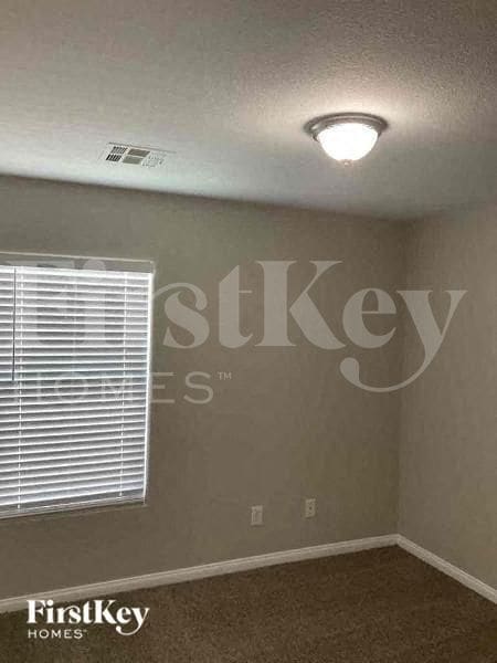 Building Photo - 7218 Forefather St