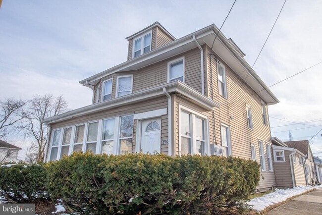 Building Photo - 2001 Genesee St