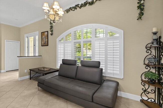 Building Photo - 7 Edgemont Pl