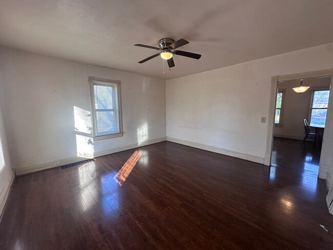 Building Photo - 315 N 2nd Ave