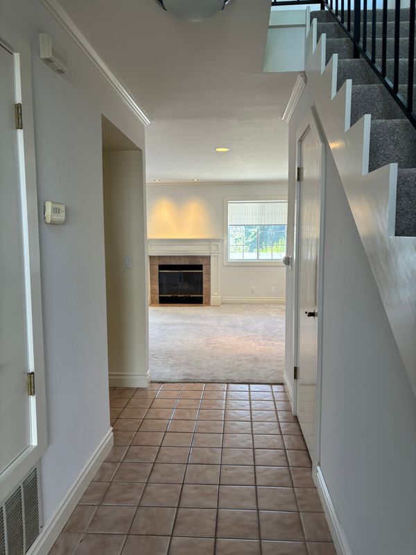 Building Photo - 444 Racquet Landing