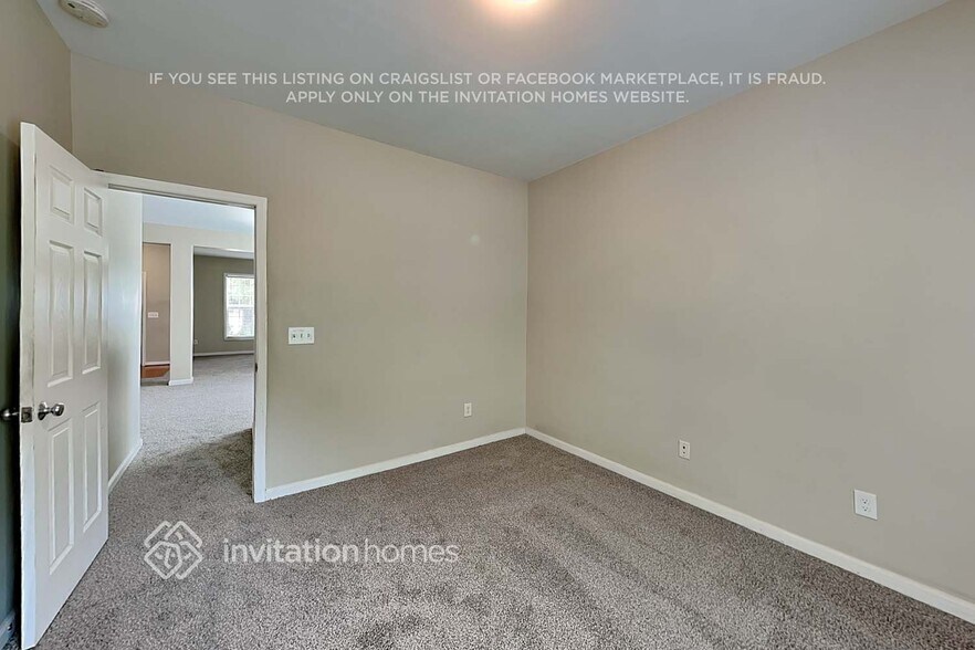 Building Photo - 5019 McKittrick Ln