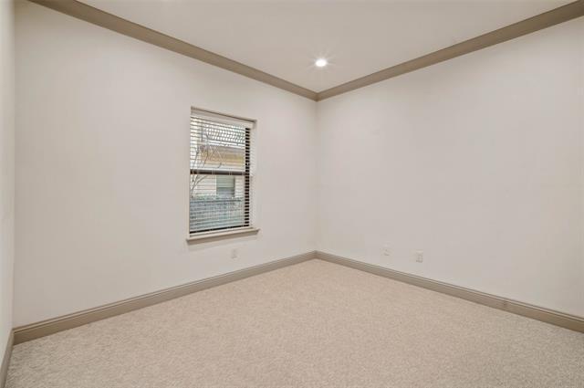 Building Photo - 3134 Ross Ave