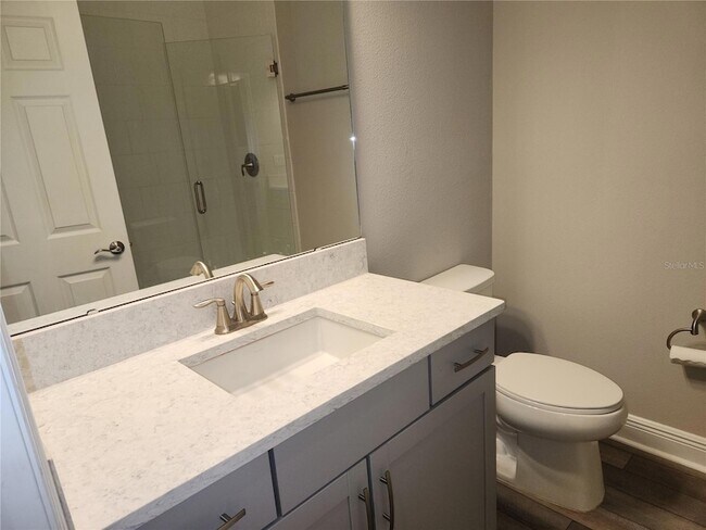 Building Photo - 12533 Oak Hill Way