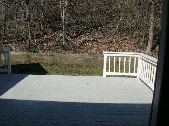 Building Photo - 64 Potter Pond