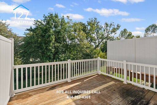 Building Photo - Luxury Townhome for Rent in Timberlake – 4...