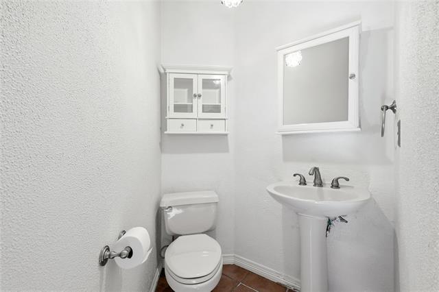 Building Photo - 5518 Australia Ct