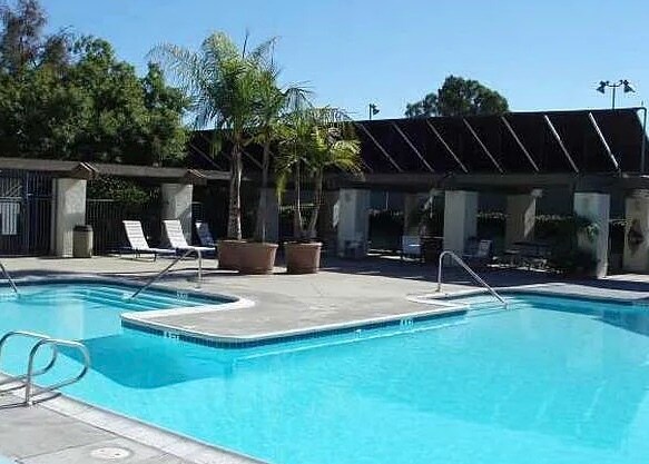 Building Photo - 6812 Fashion Hills Blvd