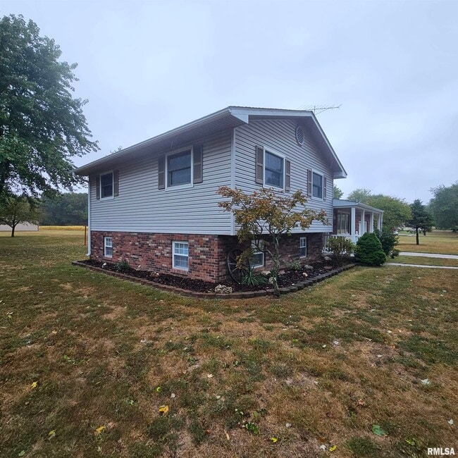 Building Photo - 15047 N Seagull Ln