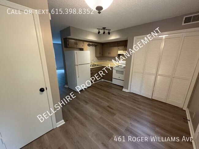 Building Photo - 461 Roger Williams Ave