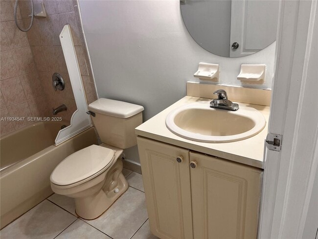 Building Photo - 181 NW 47th Ave