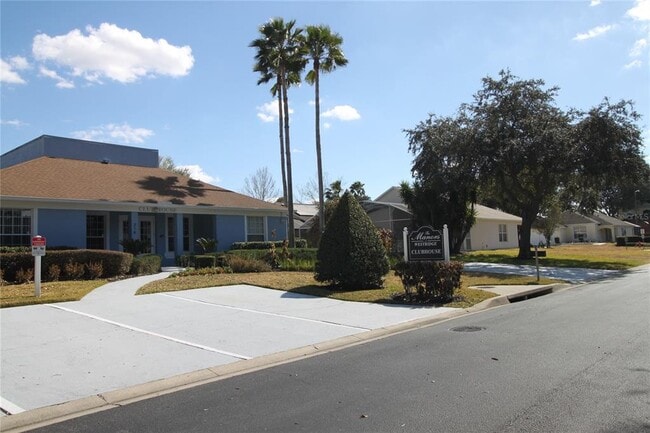 Building Photo - 136 Bayswater Ln