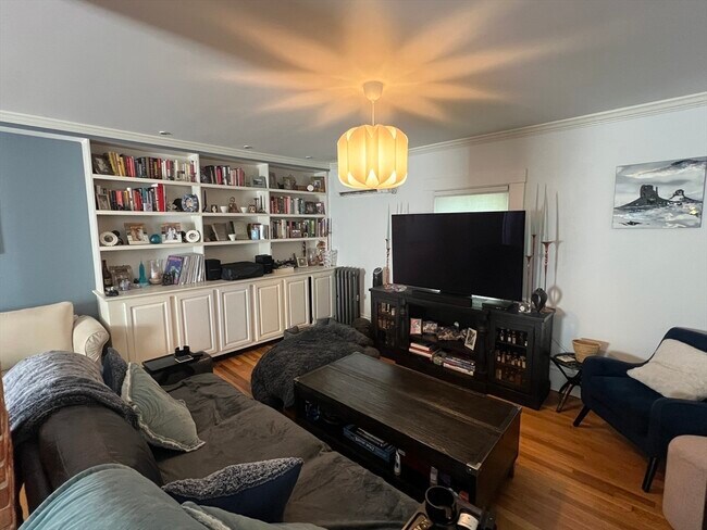 Building Photo - 15 Orchard St