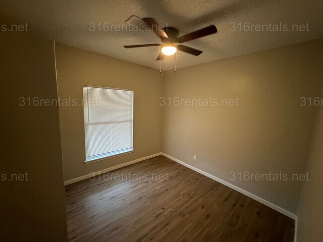 Building Photo - COMING SOON, PLEASE CHECK BACK.