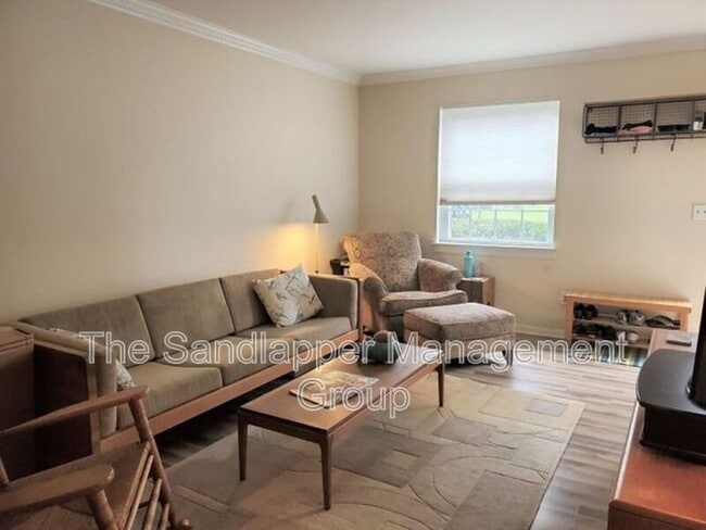 Building Photo - 21 Rivers Point Row