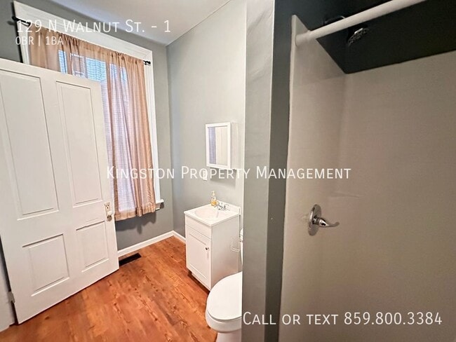 Building Photo - 129 N Walnut St