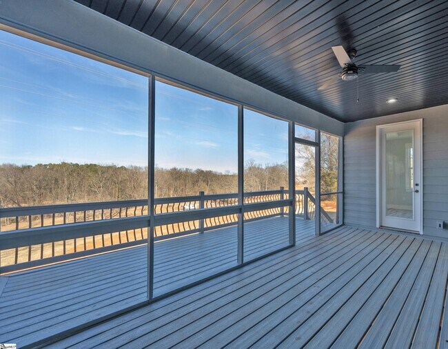 Building Photo - 109 Horseshoe Bend Rd