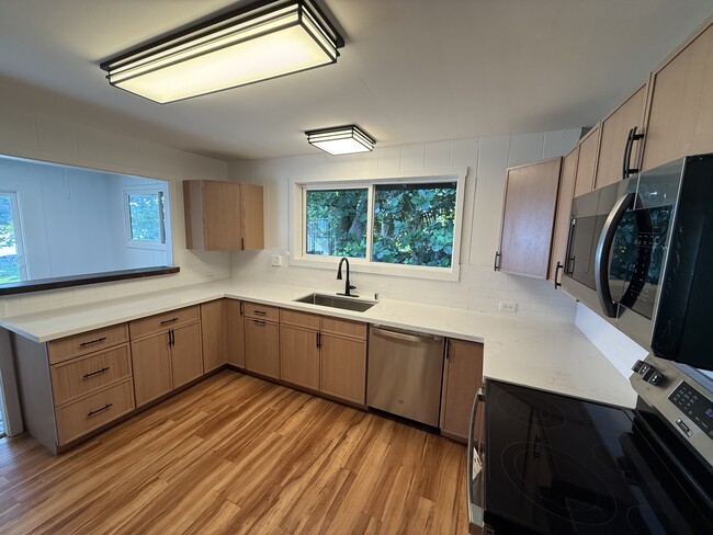 Building Photo - 49-803-803 Kamehameha Hwy