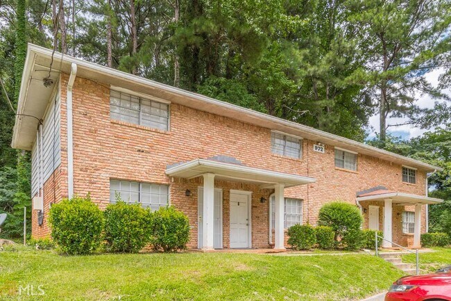 Building Photo - 990 Sexton Dr