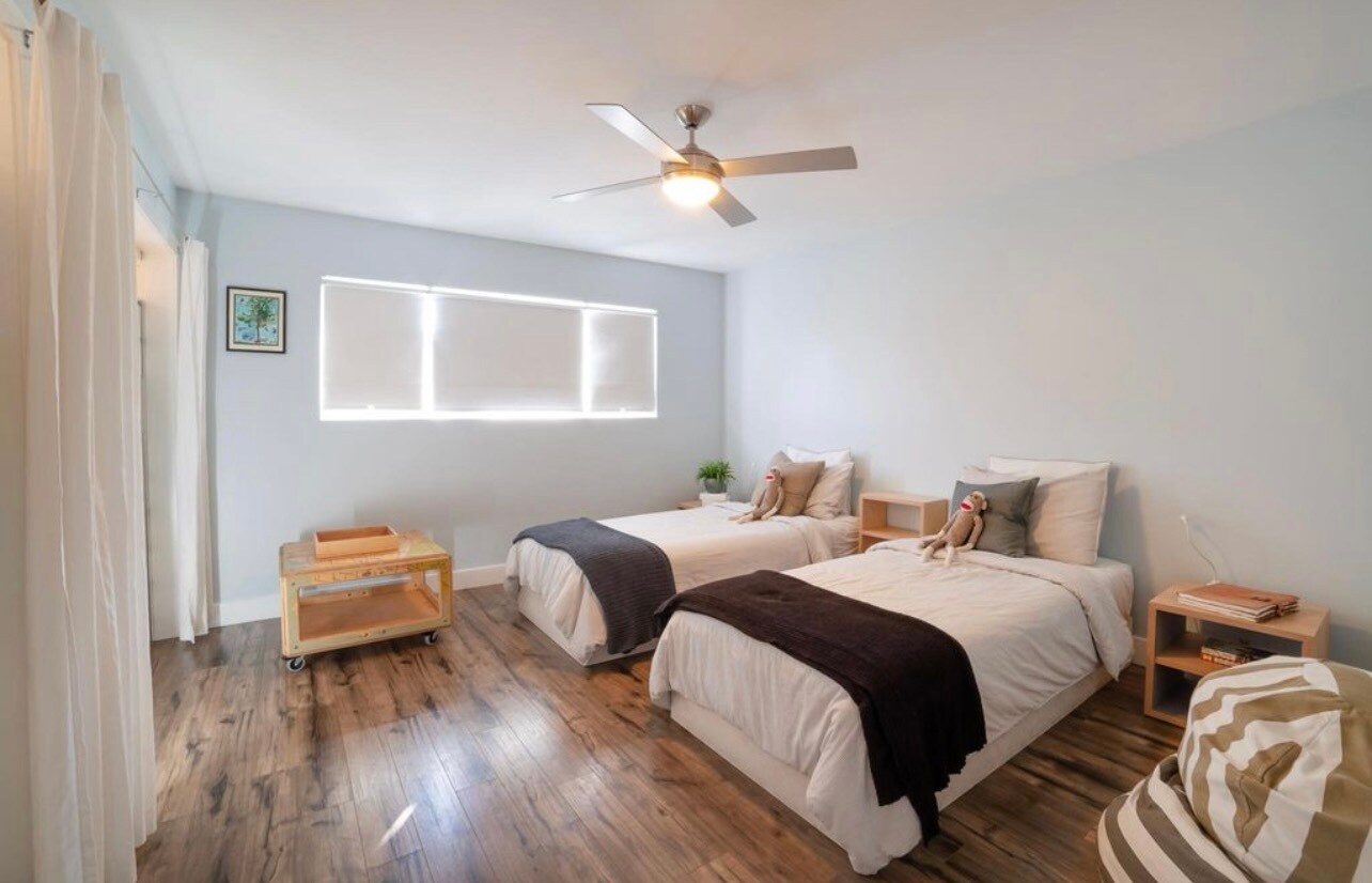 Bedroom 3 - 1530 Marine Ave