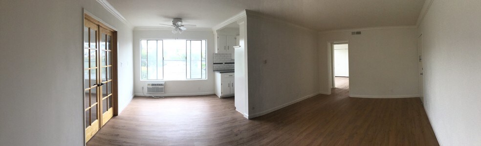 Dining Room - 942 N Gardner St