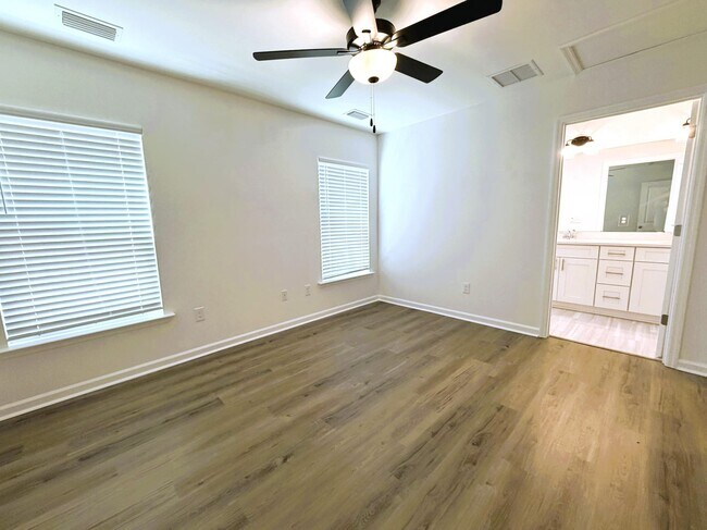 Building Photo - 3734 Meadow Vista Ln.