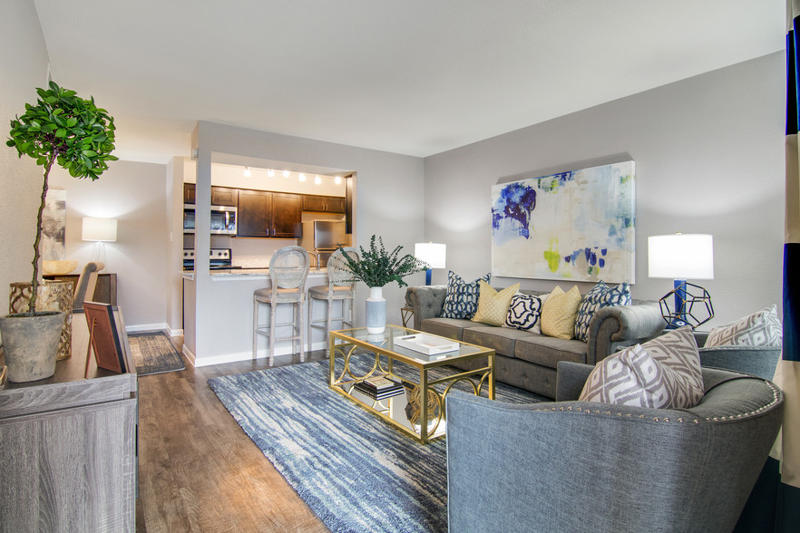 The Village at Bunker Hill - Houston, TX | Apartment Finder