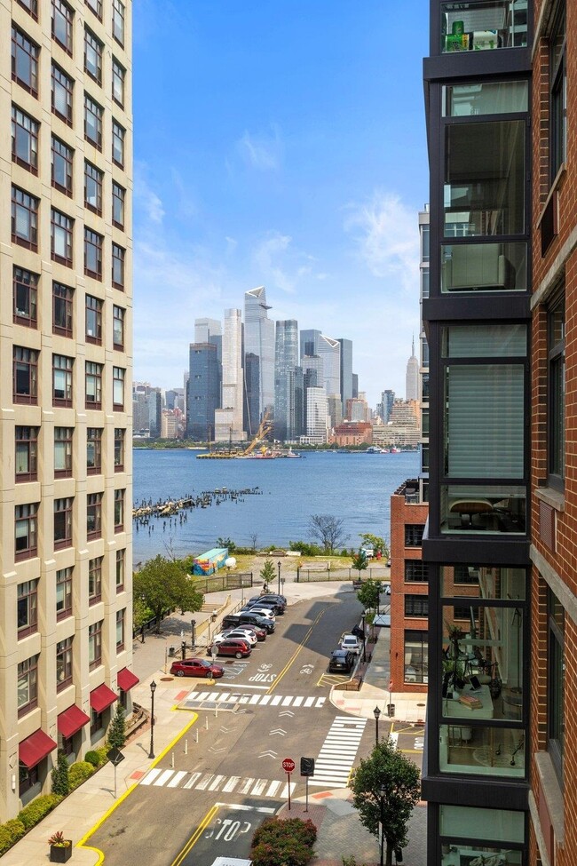 Building Photo - 1400 Hudson St