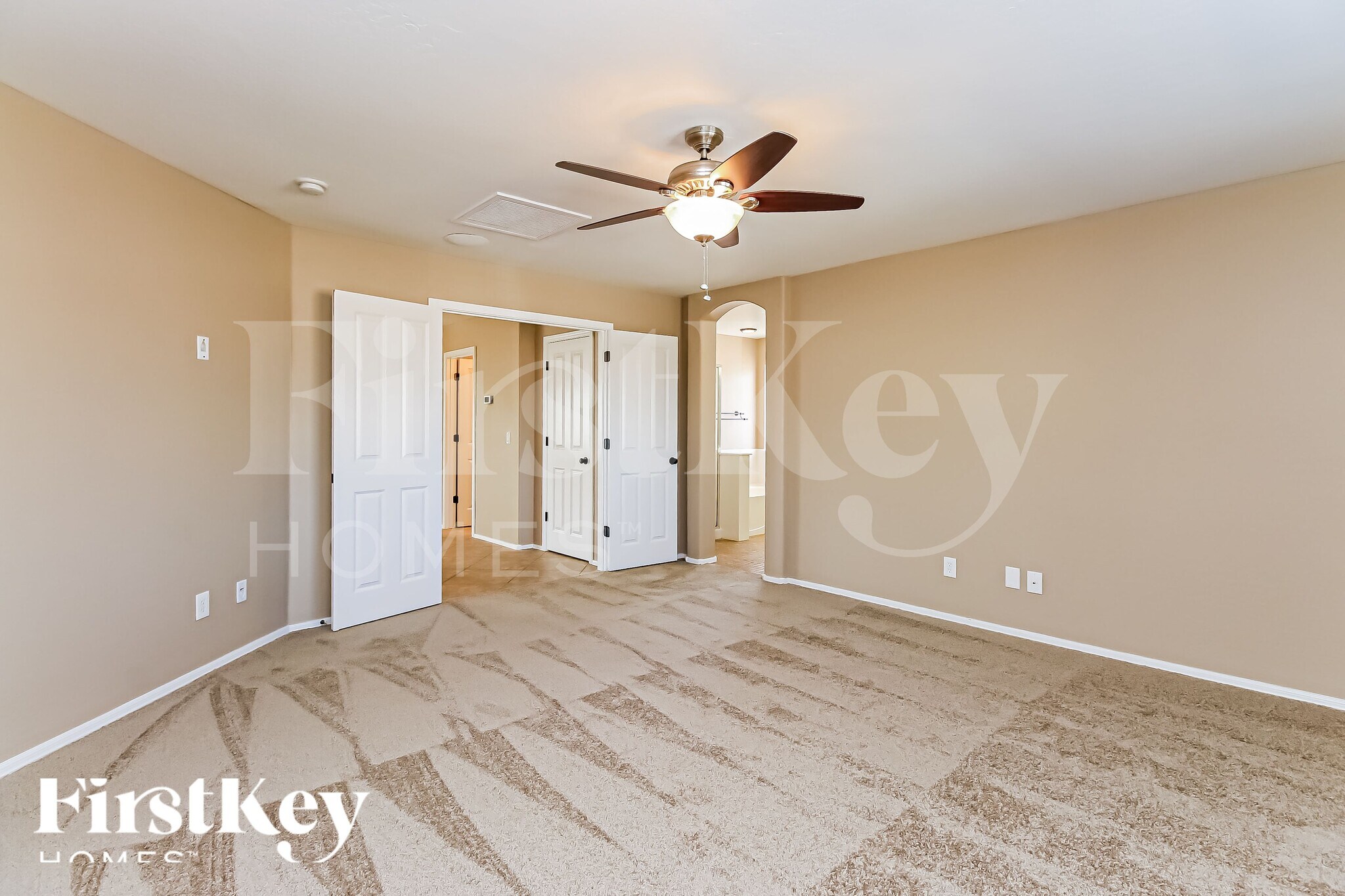 Building Photo - 2403 W Quick Draw Way