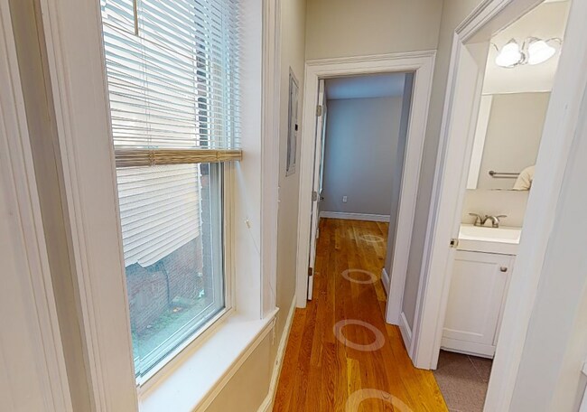 Building Photo - 904 Massachusetts Ave