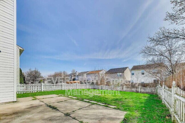 Building Photo - 7139 Kimble Dr