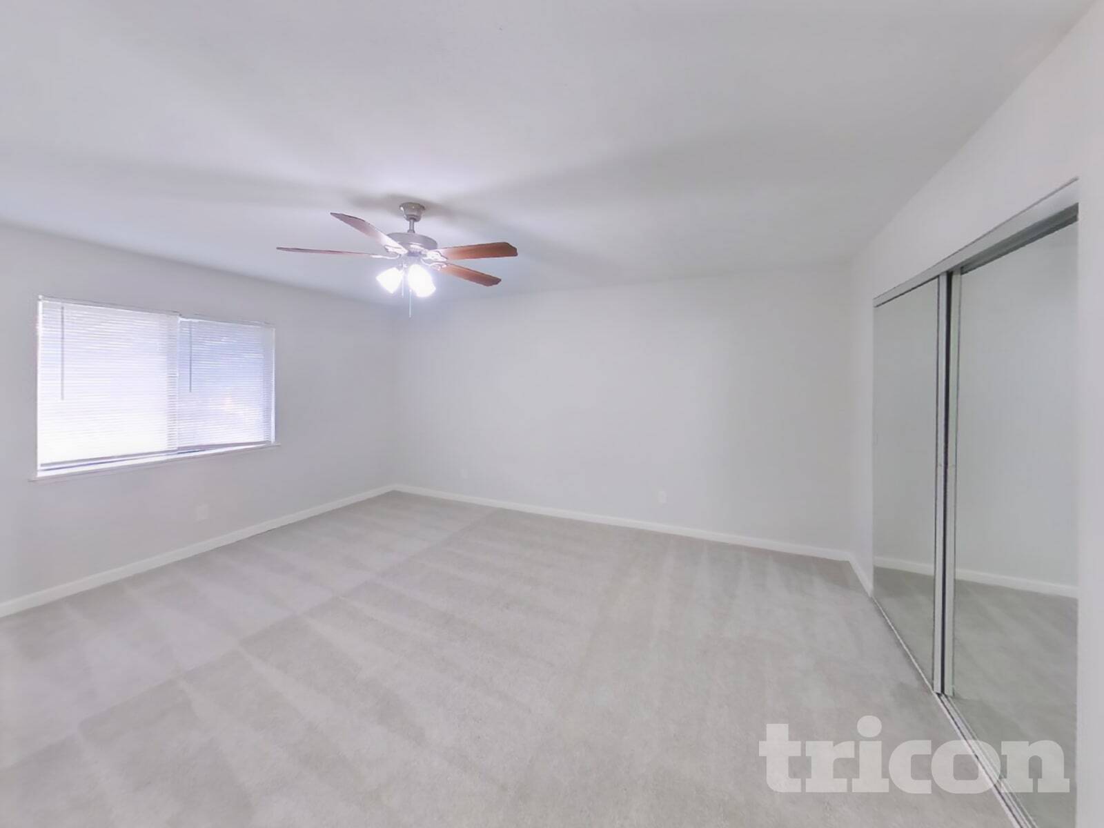 Building Photo - 2106 Newbury Dr