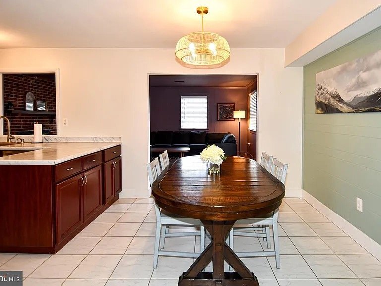 Building Photo - 2915 Tallow Ln