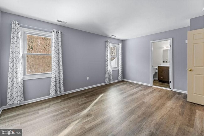 Building Photo - 8009 Frontier Dr