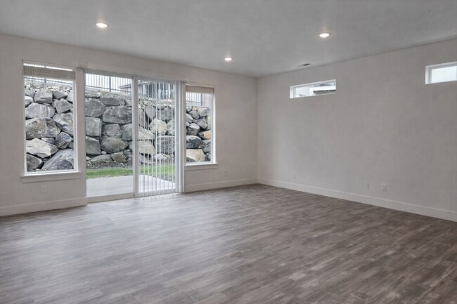 Building Photo - NO RENT UNTIL FEB. 1ST! BE THE 1ST TO MOVE INTO THIS BRAND NEW TOWNHOME W/BIG YARD!