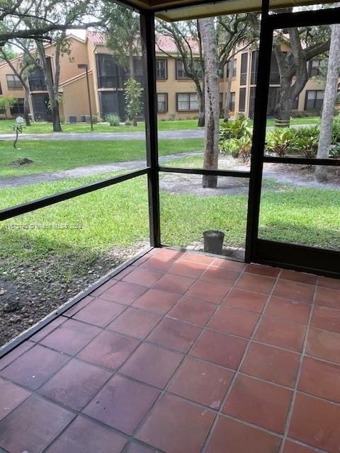 Building Photo - 15525 N Miami Lakeway