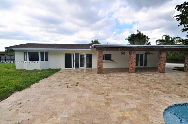 Building Photo - 10820 SW 126th St