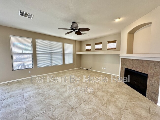 Building Photo - 44490 W Palo Nuez St