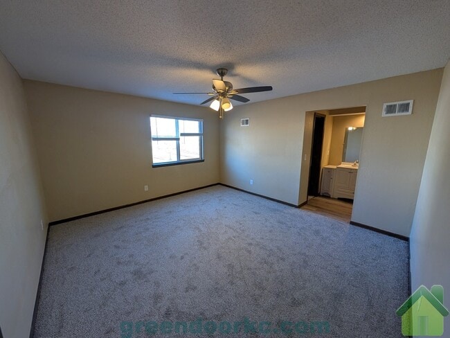 Building Photo - 16510 W 141st St