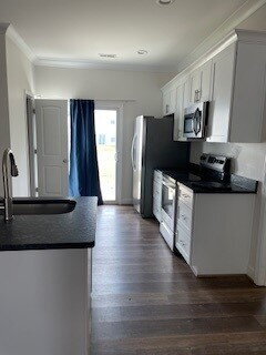 Building Photo - RENTAL ALERT! THE HOME EVERYONE IS LOOKING FOR!