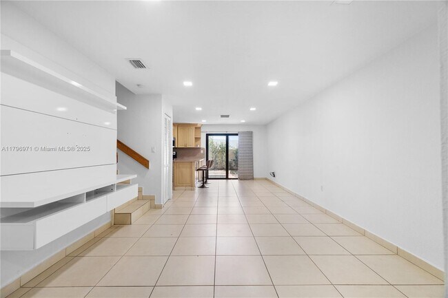 Building Photo - 2090 SW 122nd Ave