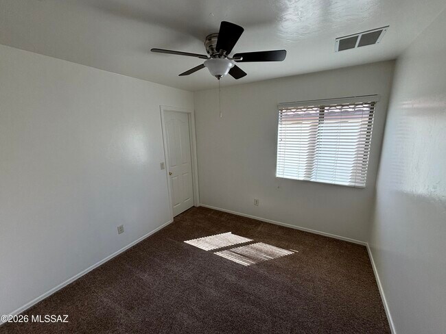 Building Photo - 770 W Firehawk Dr