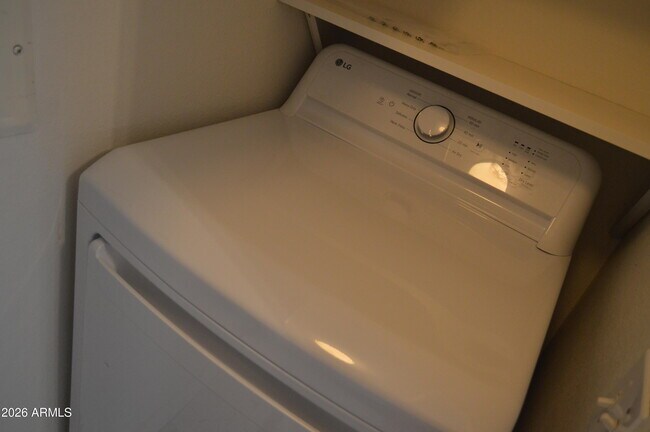 Building Photo - 1701 E Colter St