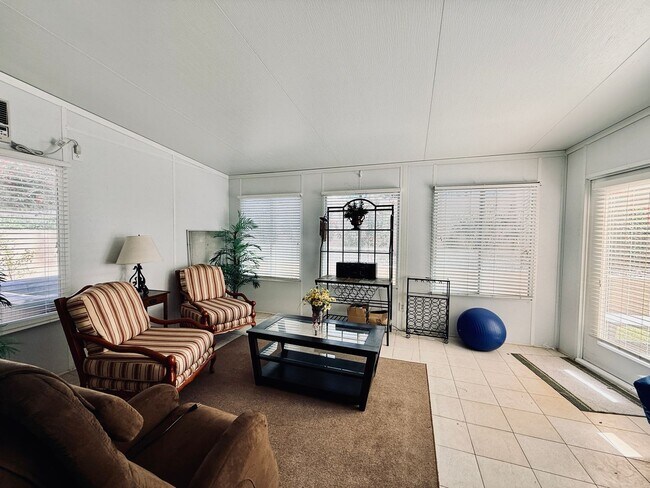 Building Photo - Partially furnished-Lovely 5 bedroom, 3 bath home in Legacy Master Series Community! $500 off fir...