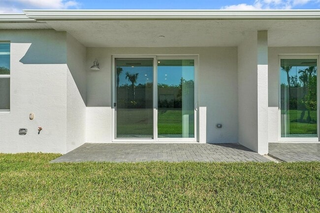 Building Photo - 6429 Seabright Ter